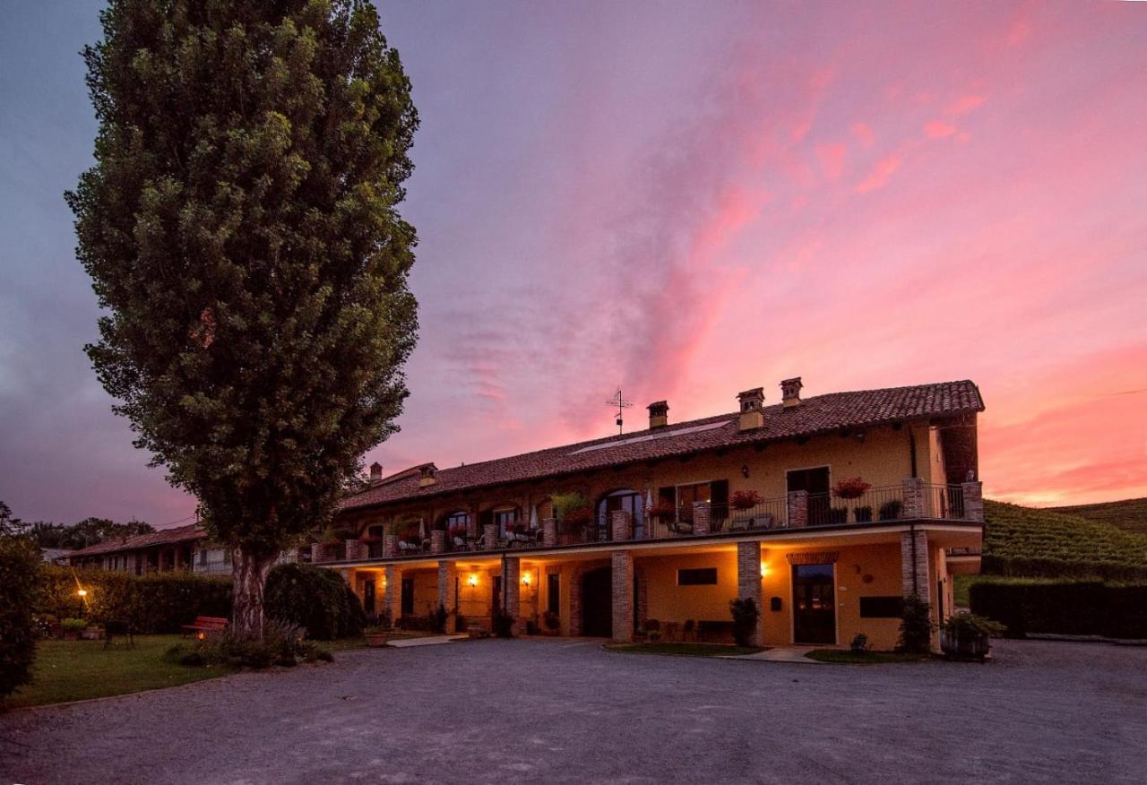 Cascina Rocca Agriturismo B&B La Morra Exterior photo